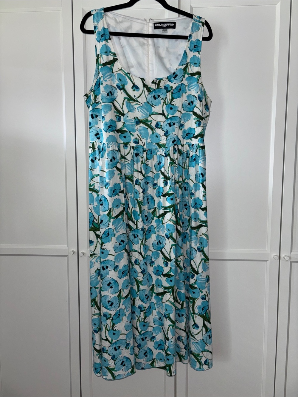 Karl Lagerfeld White and Blue Floral Sleeveless Midi Dress